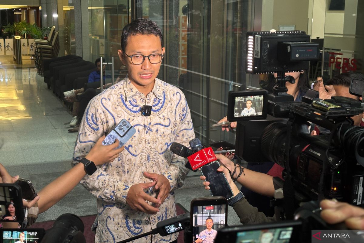KPK Seizes Electronic Evidence and Car in Kuansing Sting Operation