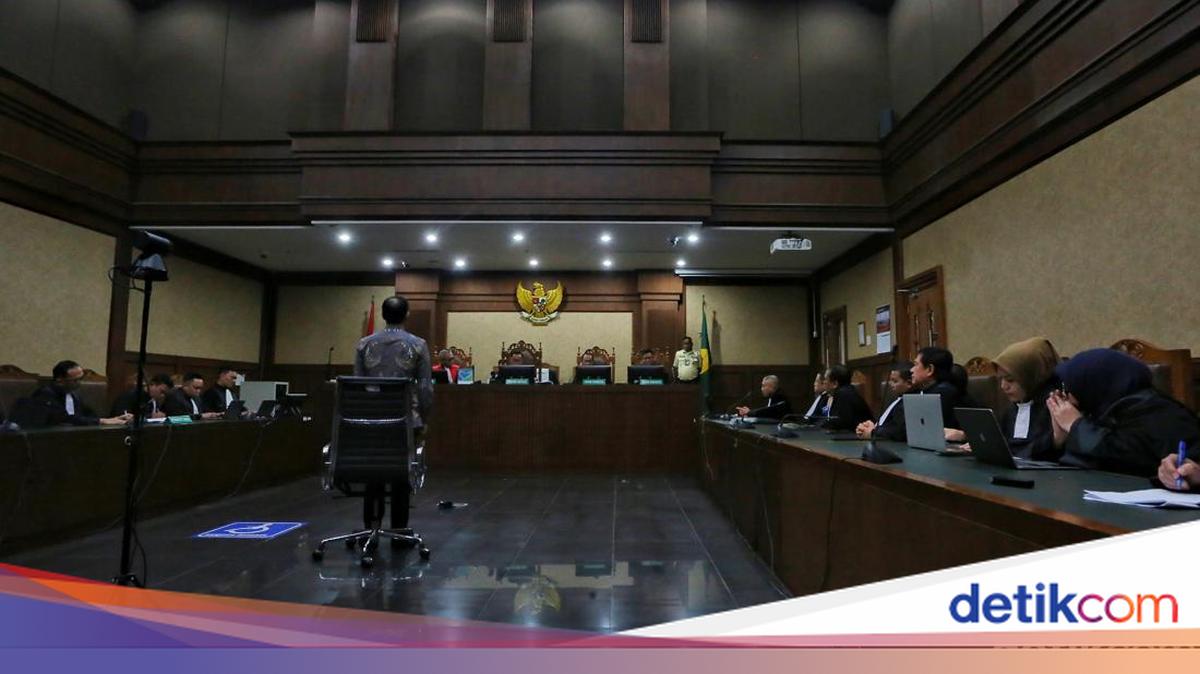 Central Jakarta Court Explains Judge's Decision to Immediately Close Nadiem Makarim's Sentencing Hearing