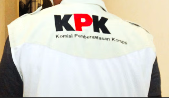 Electronic Documents and Vehicle Seized by KPK in Kuantan Singingi Sting Operation