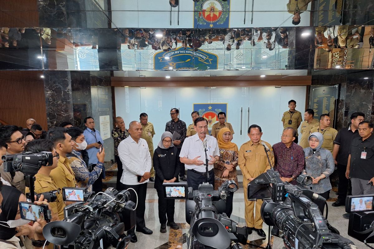 Luhut: President to Launch National GovTech in October 2026
