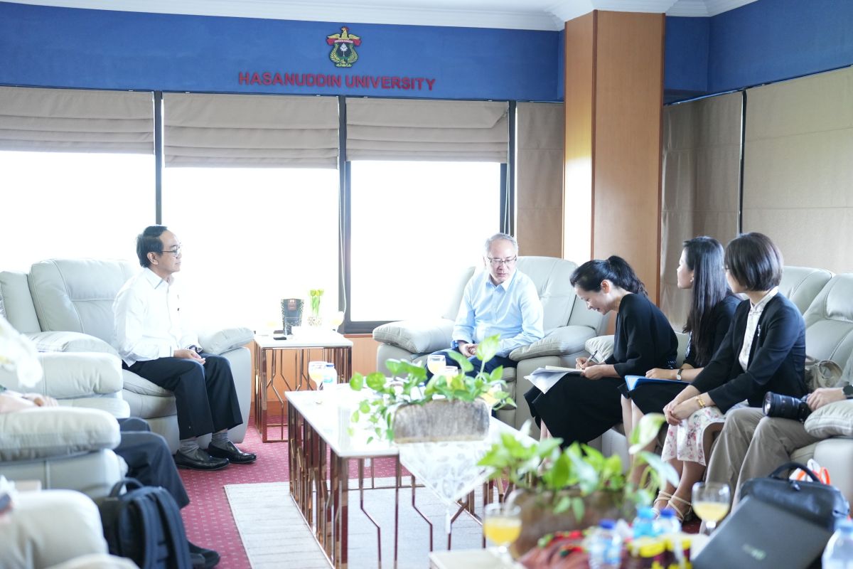 Unhas and Chinese Universities Strengthen 'Kampung Nelayan Merah Putih' Programme