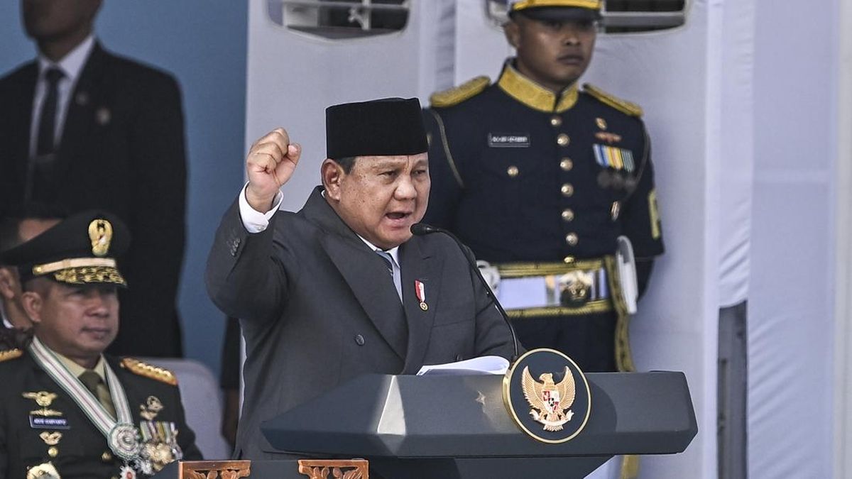 Prabowo's Message on Bhayangkara Anniversary: Serve the People and Master AI