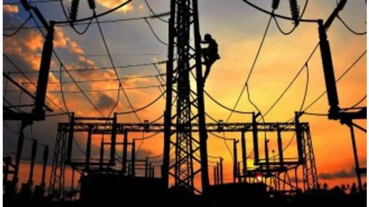 PLN Partners with ITS to Cultivate Talent and Innovation for National Energy Transition