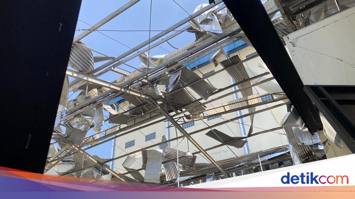 Explosion at Candi Industrial Estate Semarang Kills One, Destroys Production Room