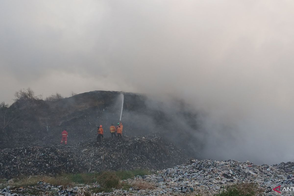 Weather Modification Operation at Jatiwaringin Landfill Difficult to Conduct in Near Future