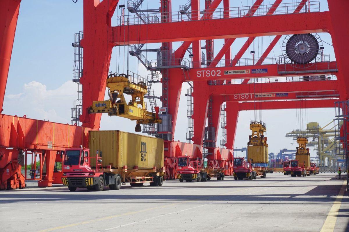 East Java Imports Rise 14.36 Percent in January-May 2026