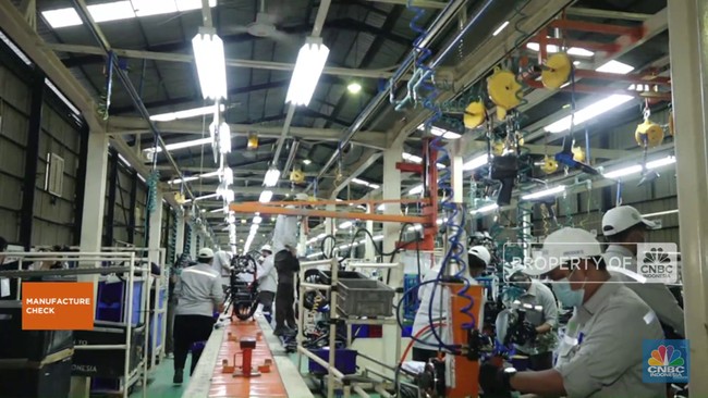 Indonesia's Industrial Sector Enters Red Zone Amid Weak Rupiah and Sluggish Purchasing Power