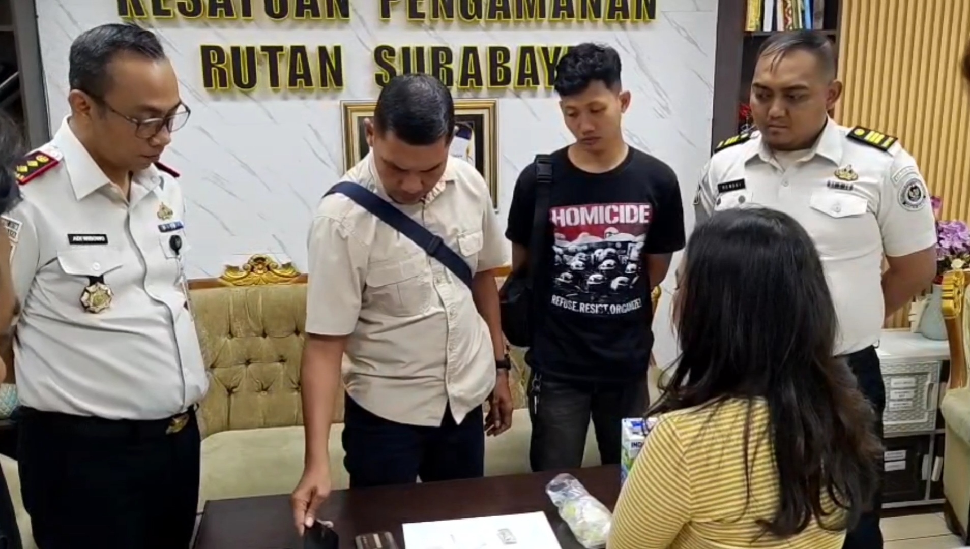 Medaeng Prison Officers Foil 20-Gram Meth Smuggling Attempt in Milk Carton