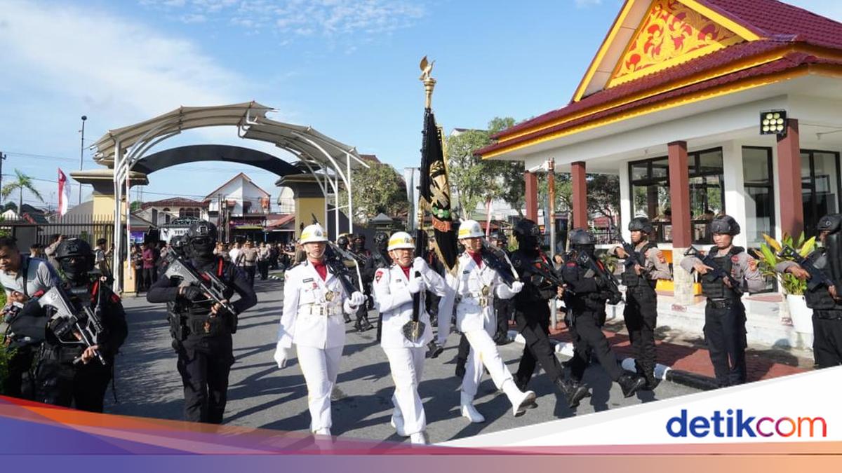 Riau Police Hold Grand Parade for Nugraha Sakanti Award from President