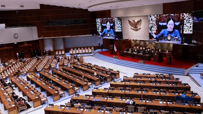 House Plenary Session Approves Preliminary 2027 State Budget Draft