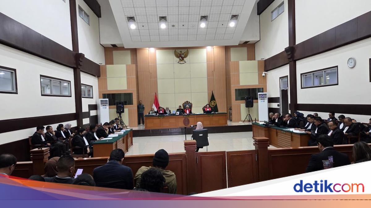 Prosecutors: Jokowi Suffered Immaterial Loss, Felt Humiliated by Dr Tifa's Accusations