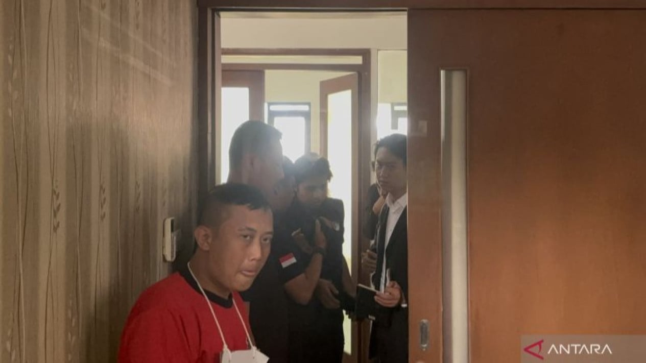 Taufik Hidayat Reconstruction in YTR Confinement and Abuse Case Draws Attention