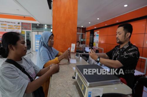 Pos Indonesia CEO Resigns, Citing Personal Reasons