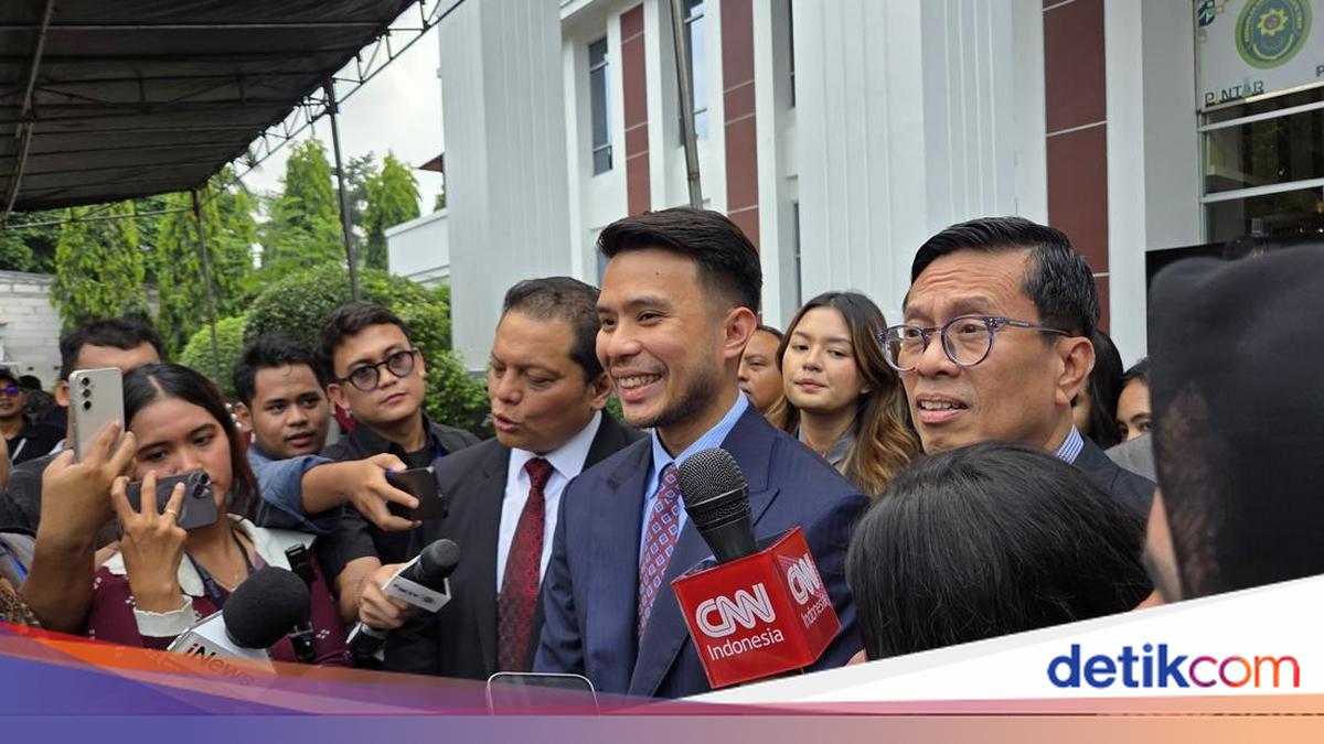 Lawyer Confirms Jokowi Will Attend Defamation Trial, Ready to Show Diplomas
