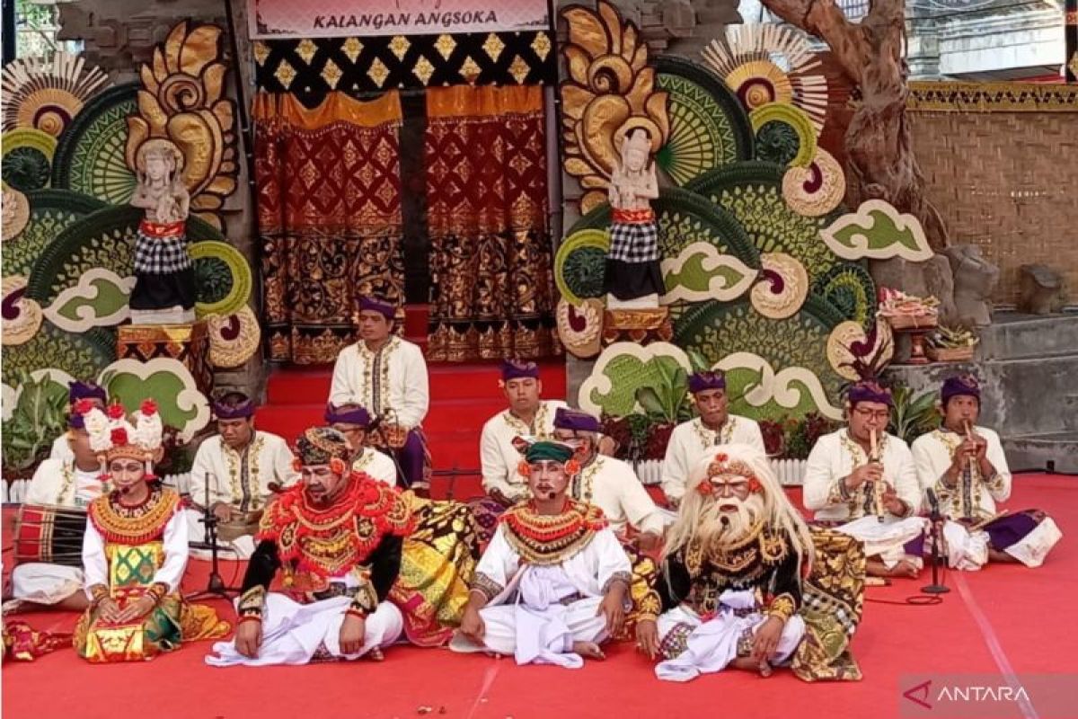 Visually impaired performers present Arja Negak at 2026 Bali Arts Festival