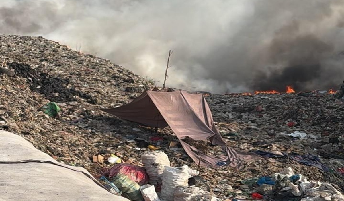 Environment Minister Issues Circular Following Jatiwaringin Landfill Fire
