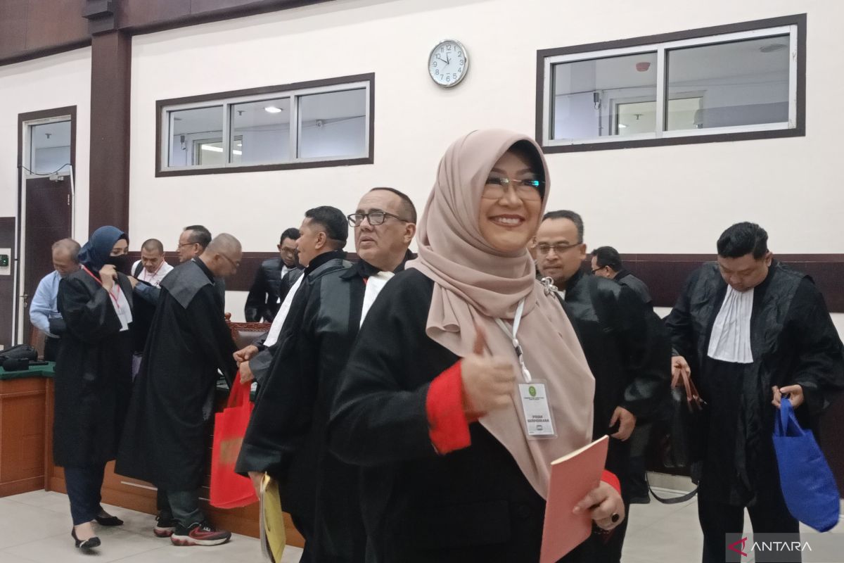 Doctor Tifa Rejects Restorative Justice in Jokowi Diploma Defamation Trial