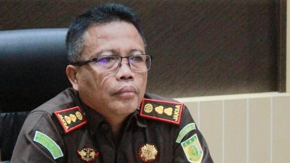 Tuban Chief Prosecutor Temporarily Removed Amid Illegal Mining Case Allegations