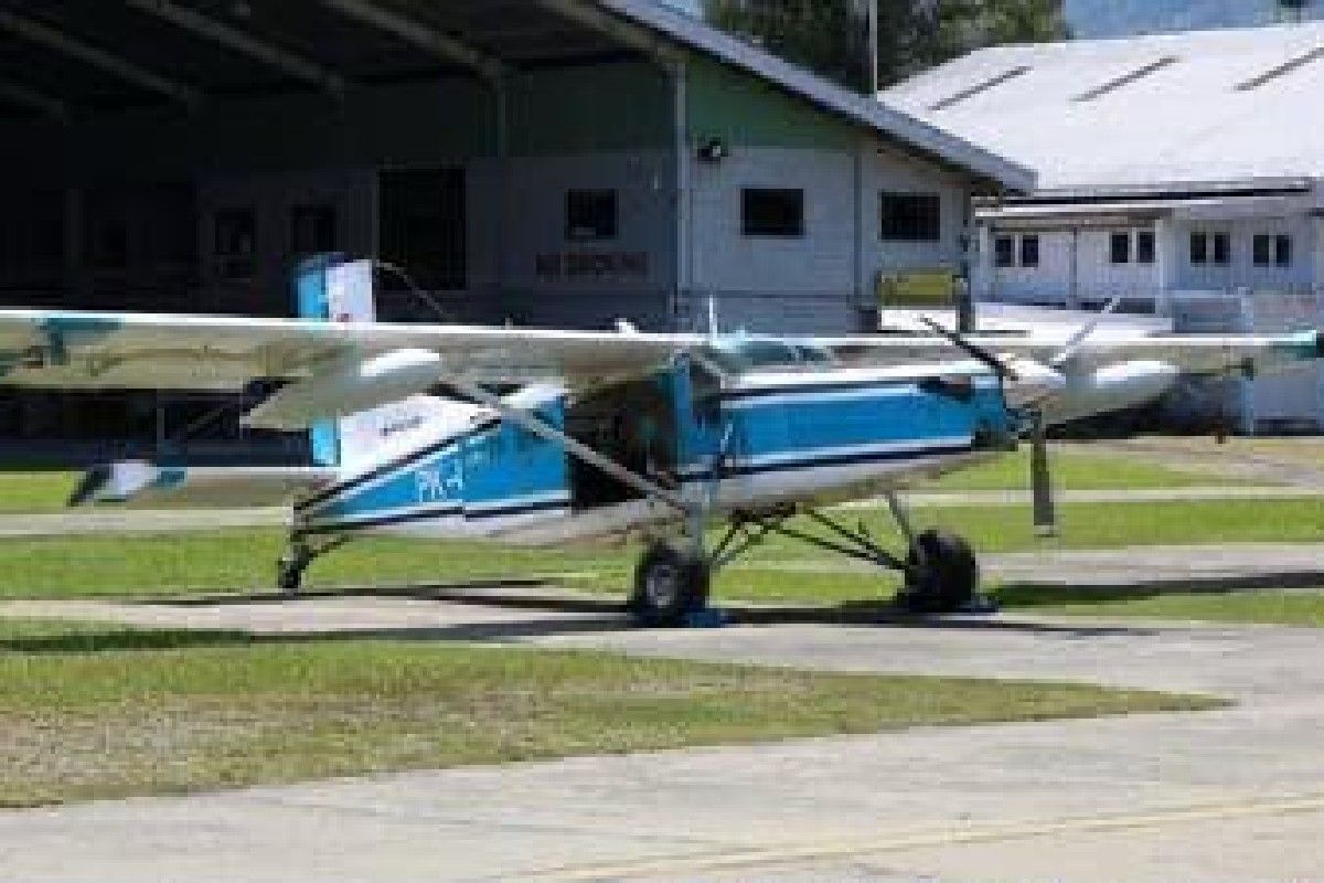 Papuan separatists kill US pilot, burn plane in attack