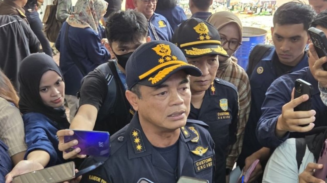 Customs Chief Uncovers 3.37-Tonne Narcotics Smuggling Operation Detected via X-Ray