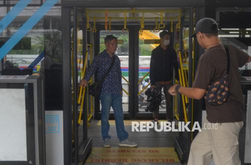 Transjakarta Fare Hike Planned, Including Transjabodetabek Services