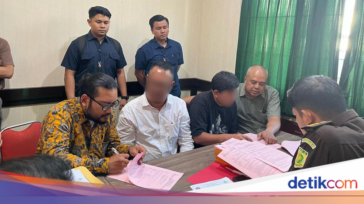 Two Illegal Cigarette Distributors in Buleleng to Face Trial
