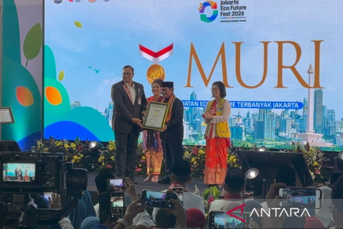 Jakarta earns MURI record for eco-enzyme event