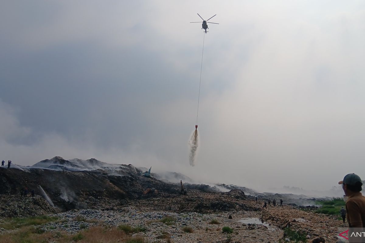 BNPB Employs Injection Method to Accelerate Fire Suppression at Jatiwaringin Landfill