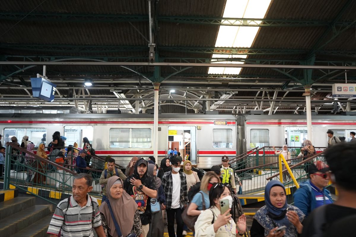Yogyakarta's Daop 6 Records Surge in Train Passengers in Early July