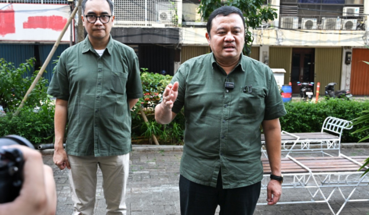 Komdigi Mandates Biometric SIM Registration, Closes NIK-KK Access