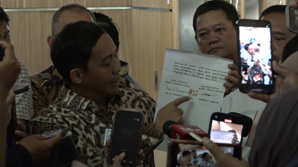 Forestry Minister claims he returned Kuansing Regent's envelope 17 days before KPK sting