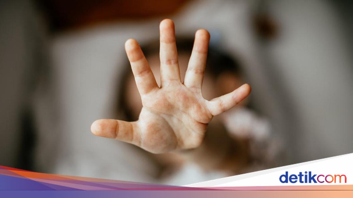 Viral Video Shows Woman Allegedly Harassed on Bogor Public Transport