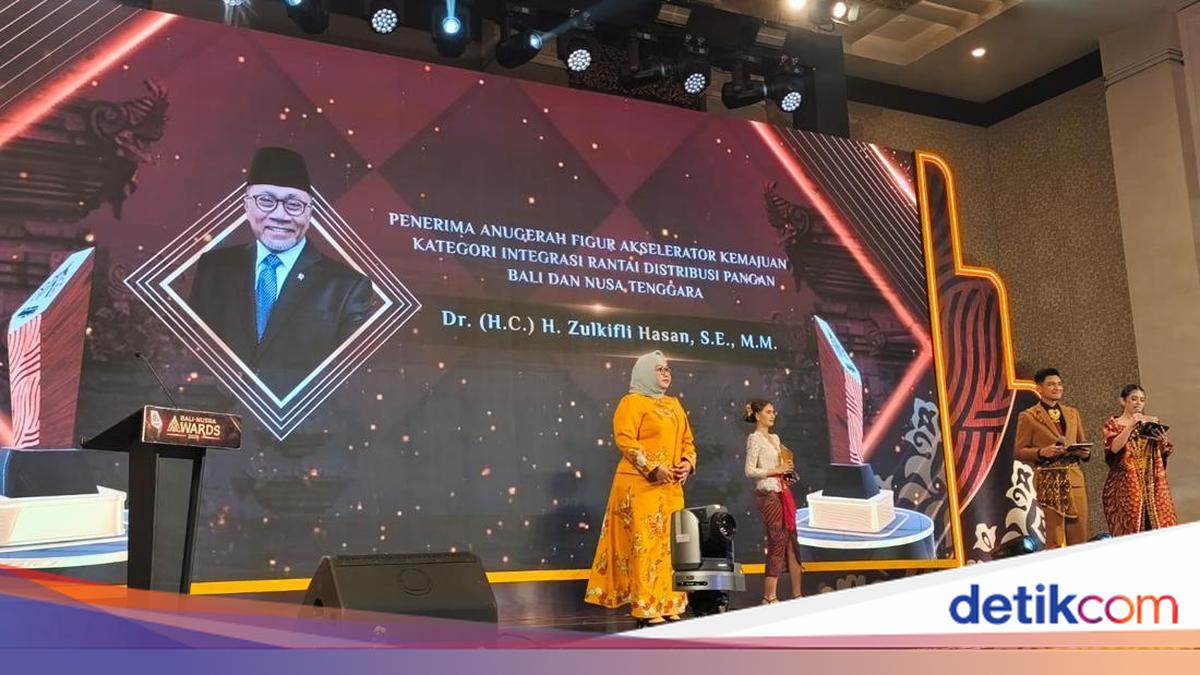 Zulkifli Hasan Honoured for Integrating Bali-Nusra Food Supply Chain