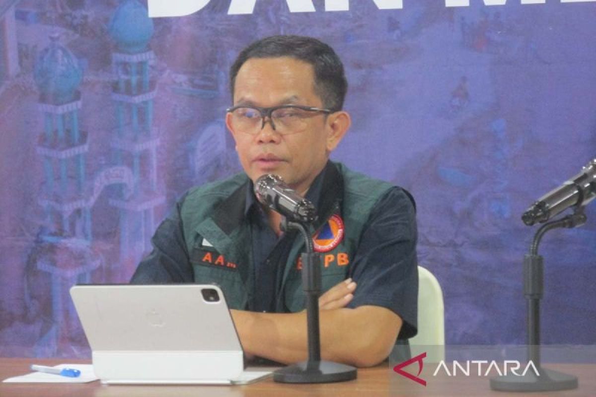 BNPB Simultaneously Tackles Drought and Tidal Waves in East Seram, Maluku
