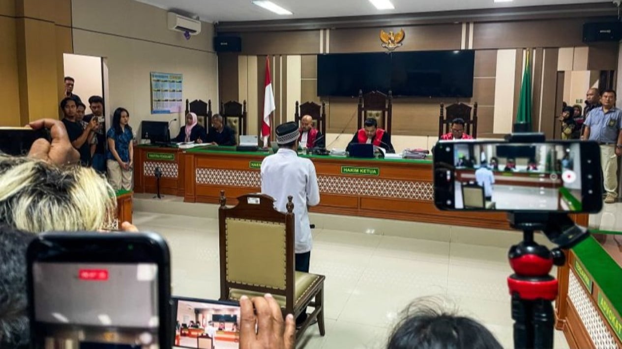 Judge Imposes Heavier Sentence: Indramayu Family Killer Gets Life Imprisonment