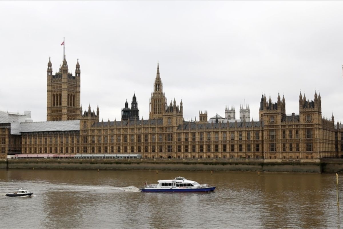Survey: 60 Percent of Britons View US as Having a Negative Impact on the World