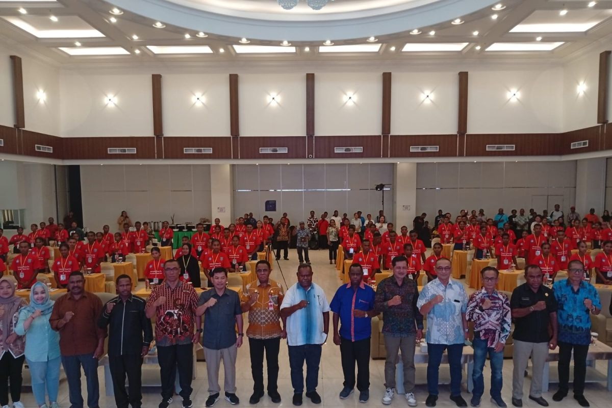 90 Southwest Papua Students Join ADEM Program Across 4 Provinces