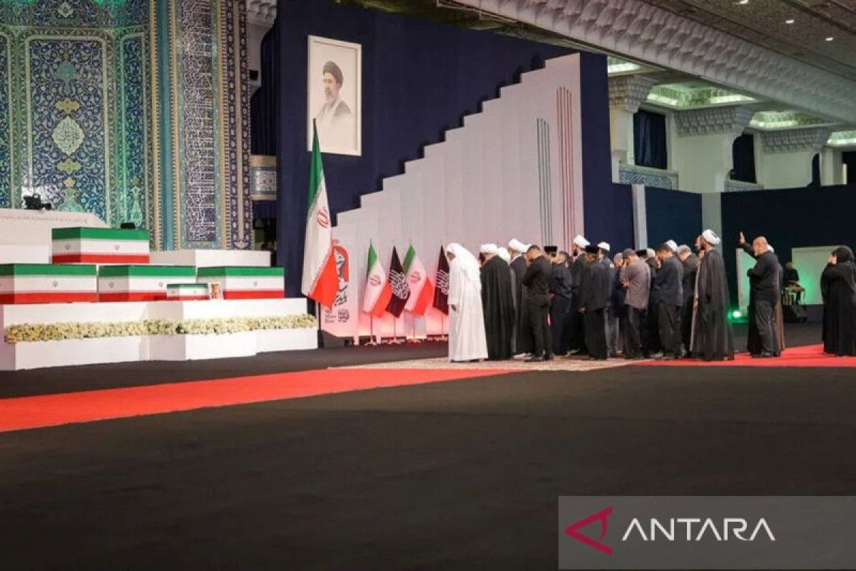 World Leaders Pay Final Respects to Khamenei in Tehran