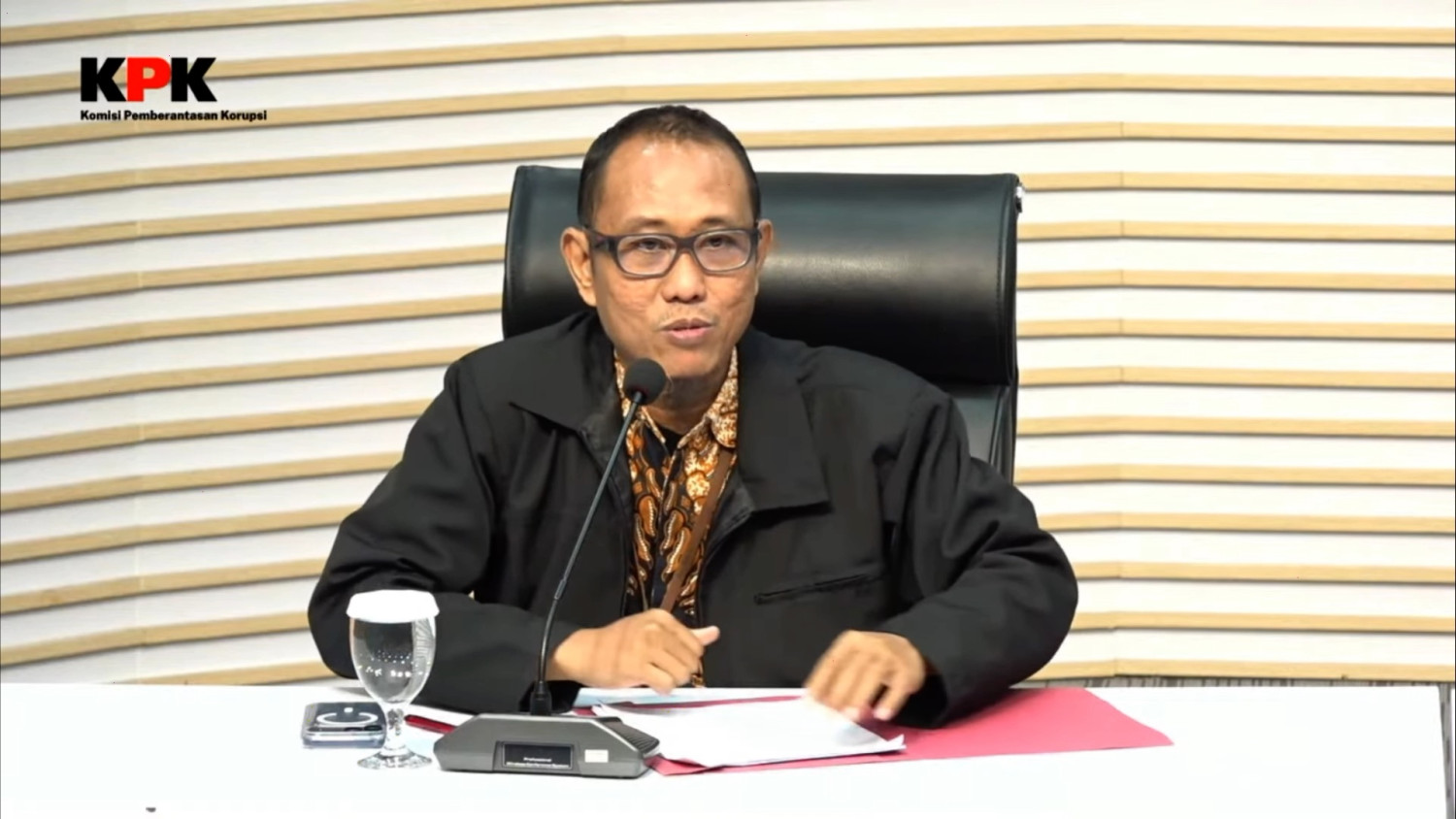 KPK: Regional Government Pay Rises No Guarantee Against Corruption