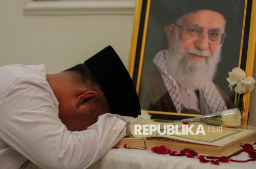 National Mourning Ceremony for Ali Khamenei Begins in Tehran