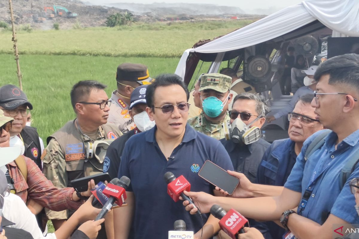 KLH warns regional governments to prepare for landfill fires