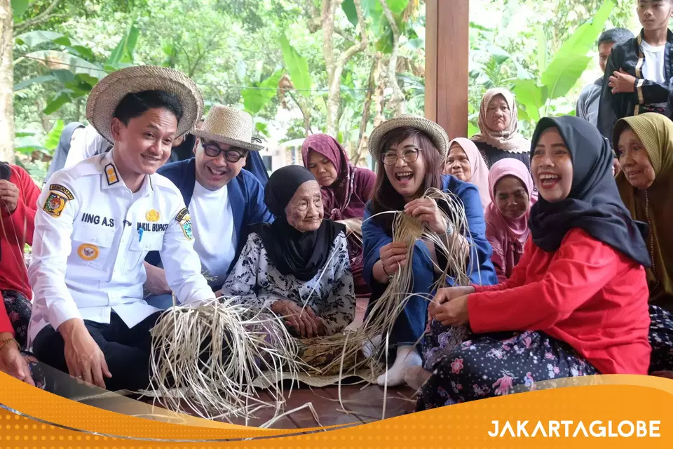 Astra's FIFGROUP Launches Third Fostered Village in Pandeglang to Advance ESG Goals