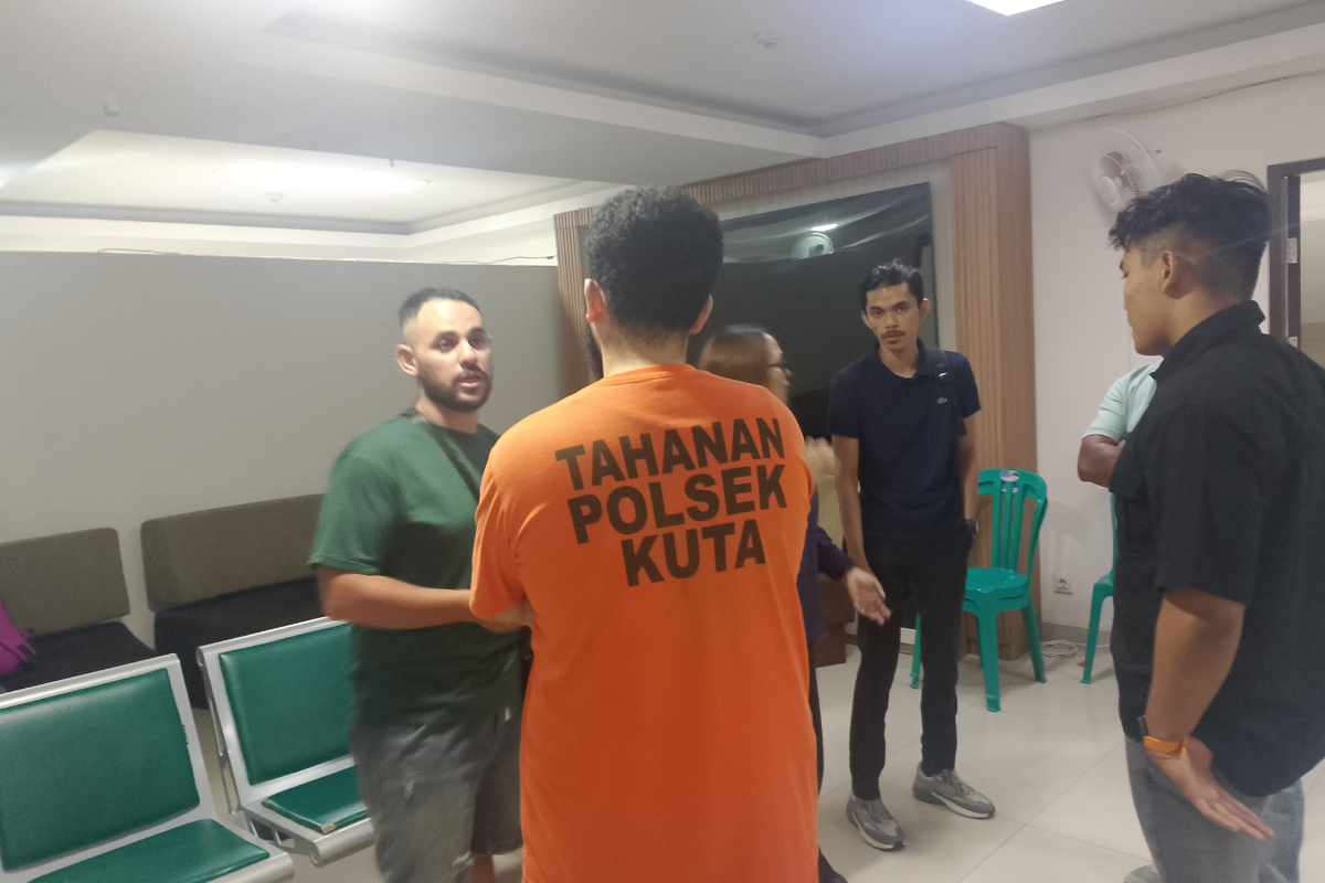 Algerian National Alleges Abuse by Bali Police, Lawyer Reveals Victim's Condition