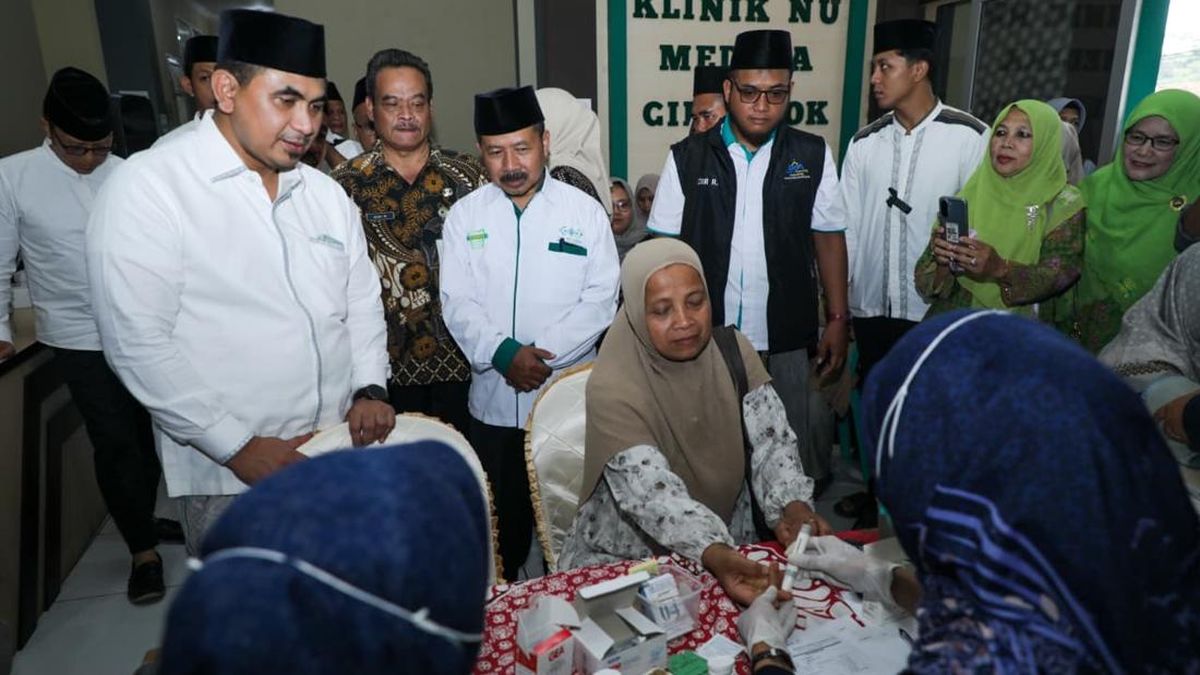 Banyumas Residents Flock to Free Healthcare Service Under Speling Programme