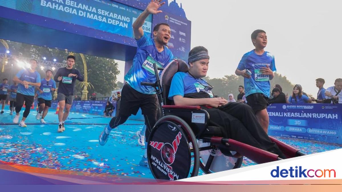 Ahmad Luthfi Pushes Child's Wheelchair, Enlivens Rupiah Borobudur Playon 2026