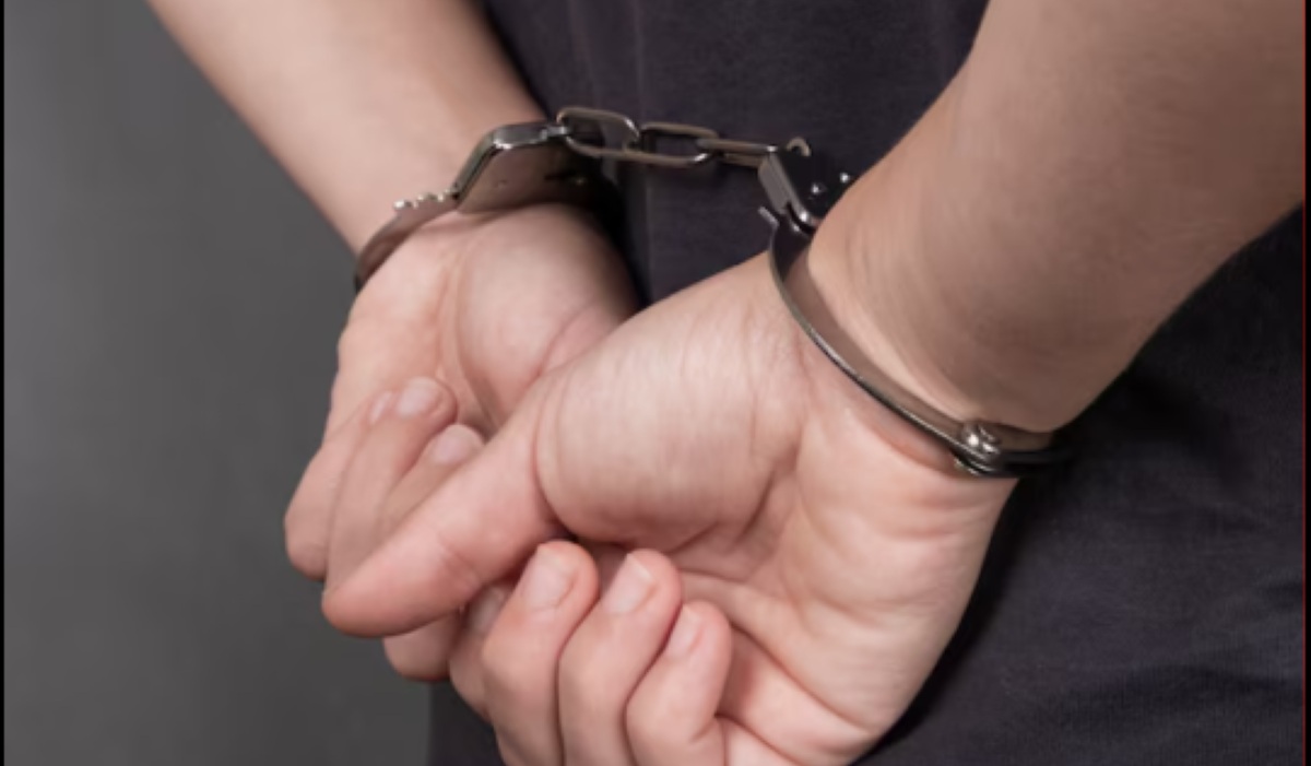 Police Uncover Drug Trafficking Ring Using Instagram 'Drop-Off' System