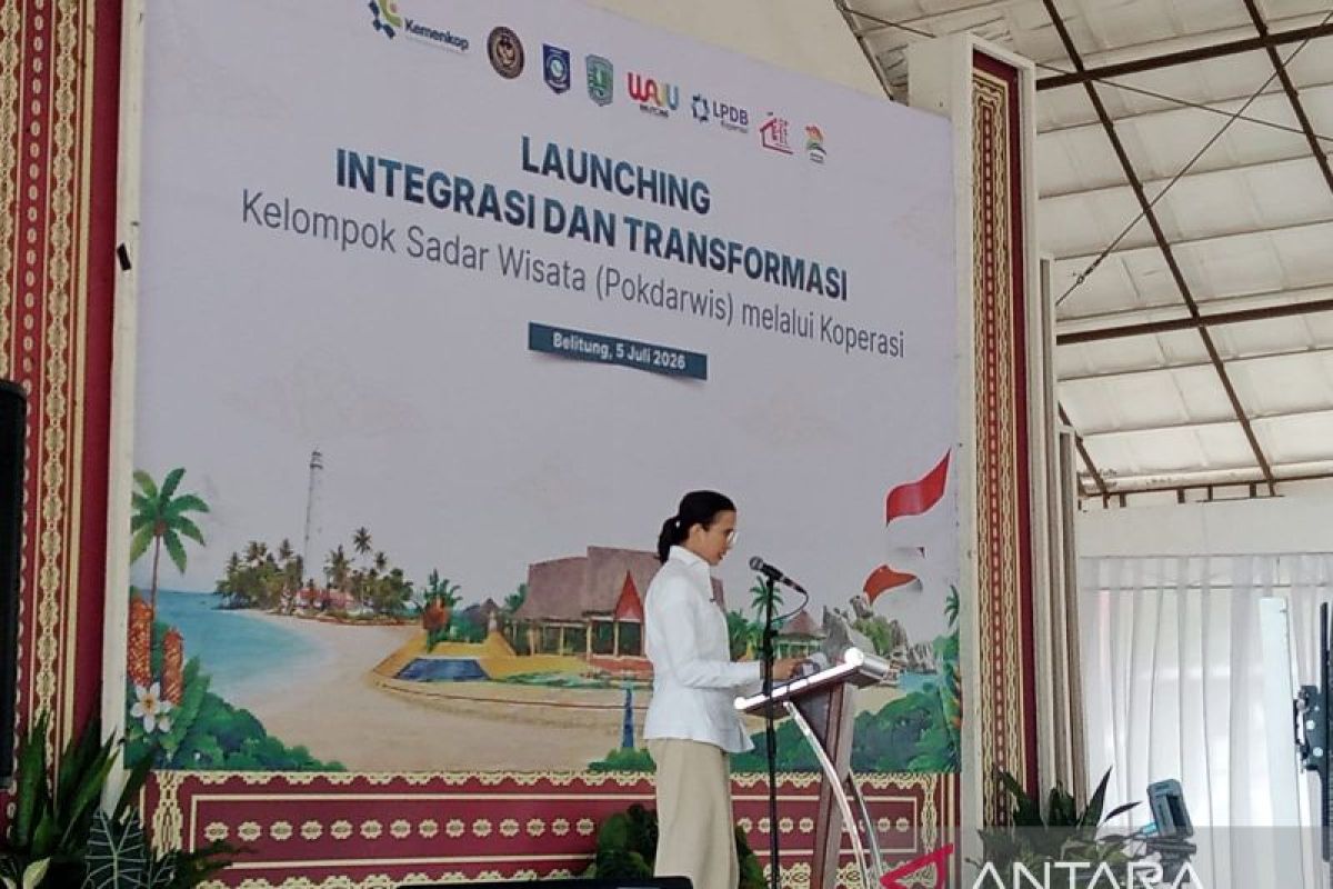 Minister Pledges to Promote Belitung Internationally to Boost Tourism