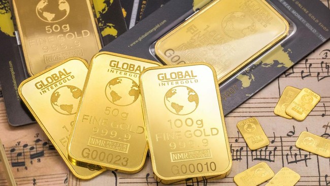 Gold Price Approaches US$4,200, Still Room to Rally?