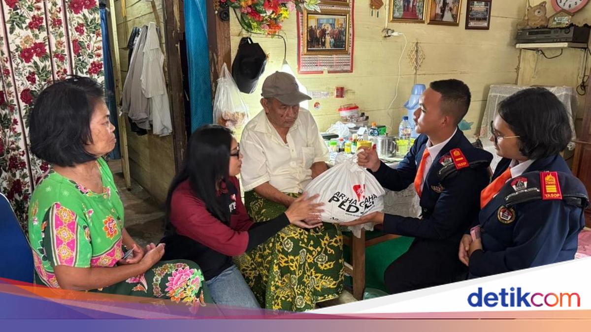YASOP and Artha Graha Peduli Shape Character of 360 Students Through Social Action