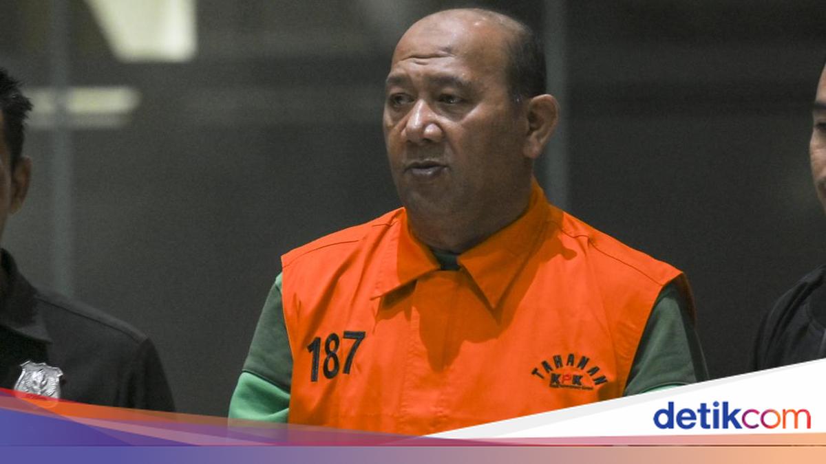 Tragic: Langkat Regent Turns School Uniforms into Graft Opportunity